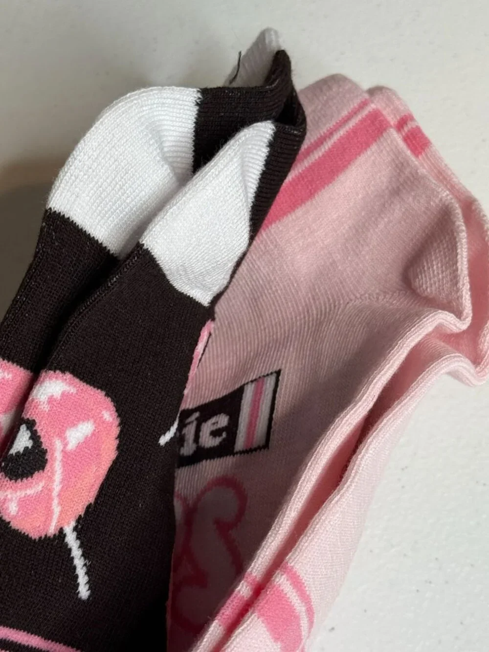 Tootsie Roll Pop Womens Low Cut Socks 2 Pair Brown Pink Candy NWT